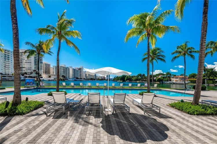 Spear at Aqua #605 image #9