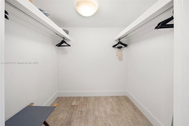 1 Hotel & Homes #1215 image #17