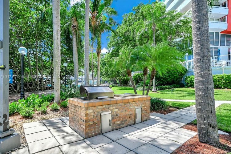 Imperial at Brickell #2507 image #32