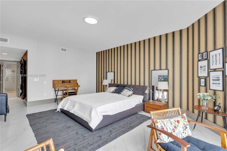 Marina Palms Yacht Club and Residences South Tower #1709 image #37