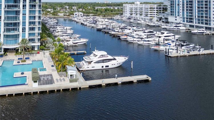 Marina Palms Yacht Club and Residences South Tower #1709 image #43