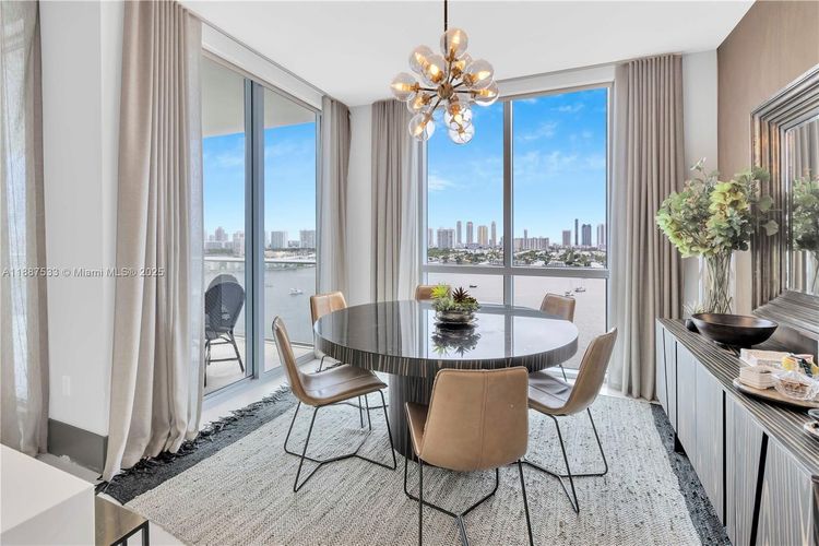 Marina Palms Yacht Club and Residences South Tower #1709 image #9