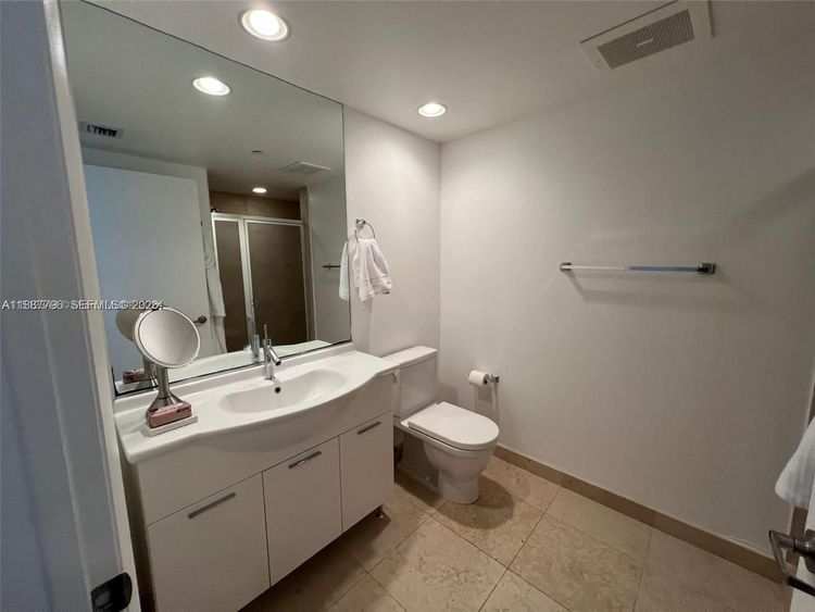Icon Brickell I #3202 image #18