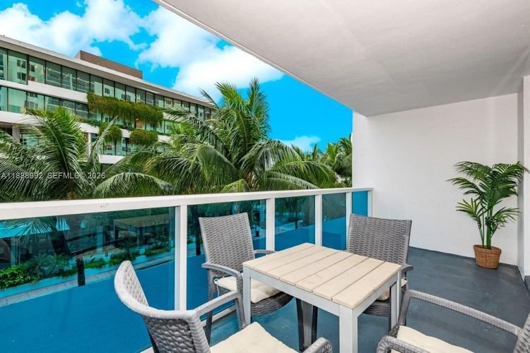 Roney Palace #333 image #27