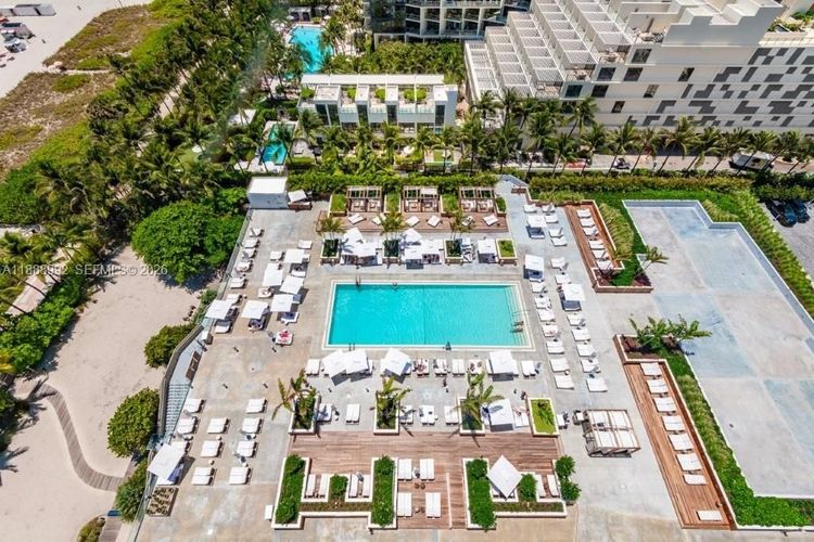 Roney Palace #333 image #33