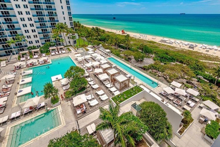 Roney Palace #333 image #34