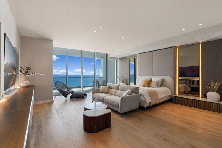 Turnberry Ocean Club Residences #2301 image #25