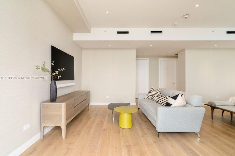 Turnberry Ocean Club Residences #2301 image #41