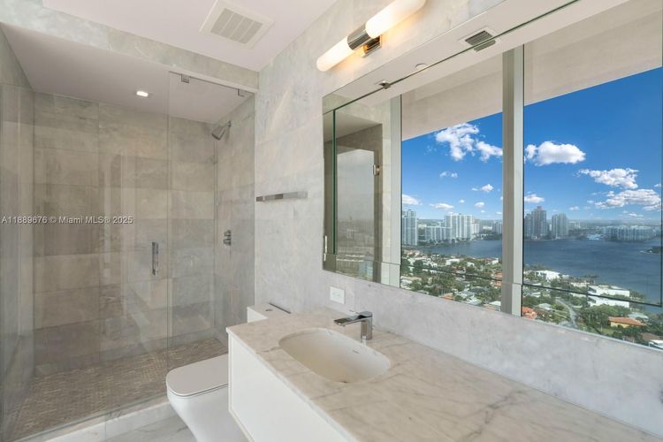 Turnberry Ocean Club Residences #2301 image #43