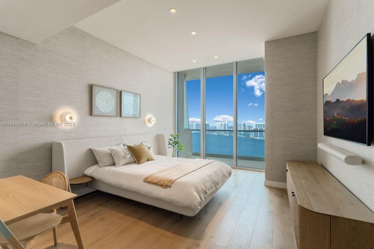 Turnberry Ocean Club Residences #2301 image #47