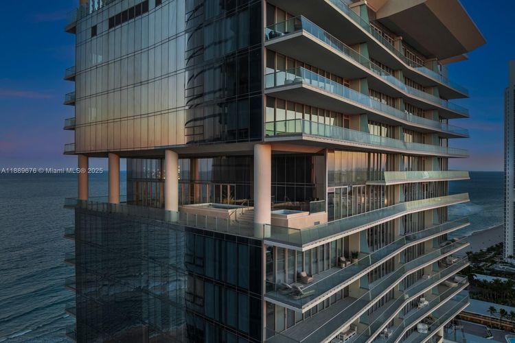 Turnberry Ocean Club Residences #2301 image #80