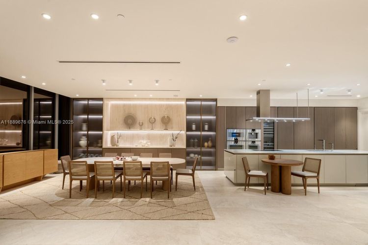 Turnberry Ocean Club Residences #2301 image #9