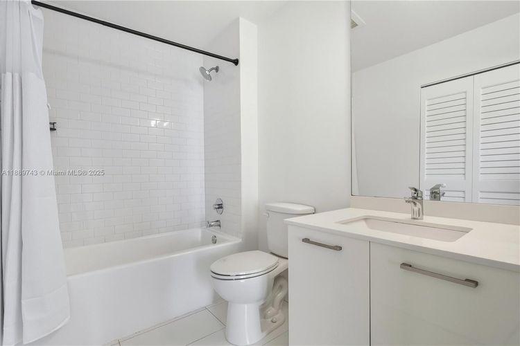 Centro #2002 image #8