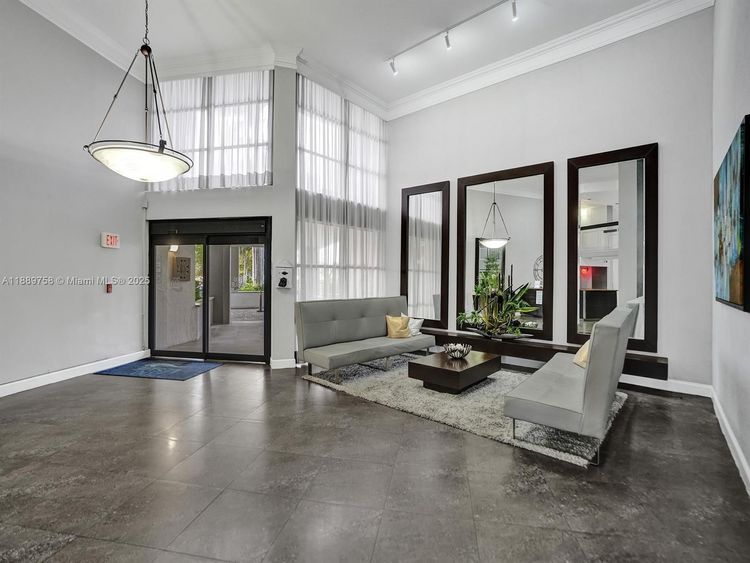 200 Leslie Condo #526 image #22