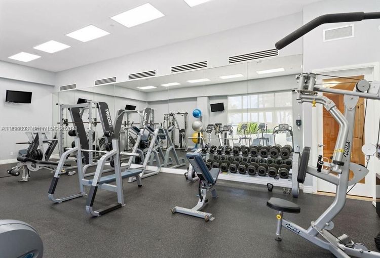 The Collins #720 image #38