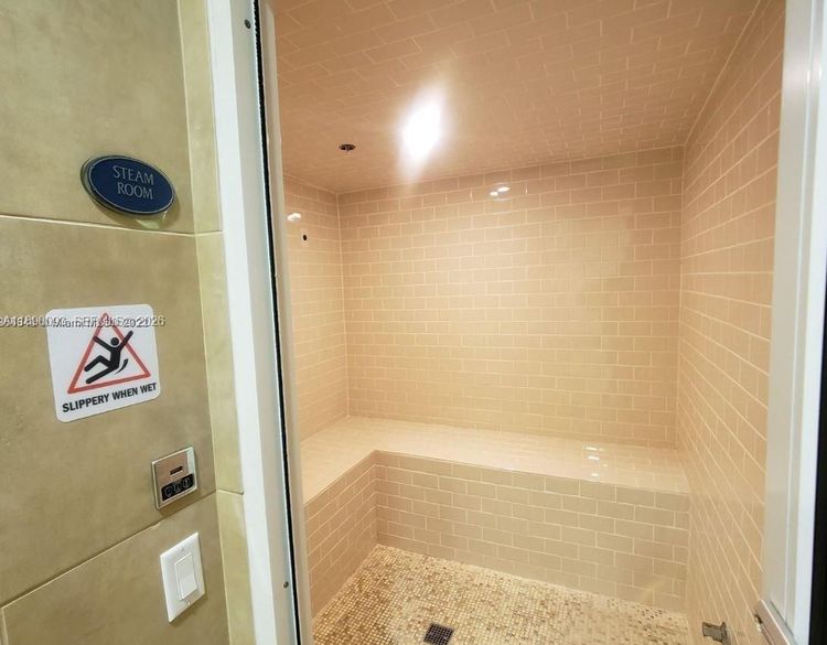 The Collins #720 image #46