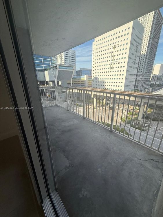 Madison Downtown #W-905 image #13