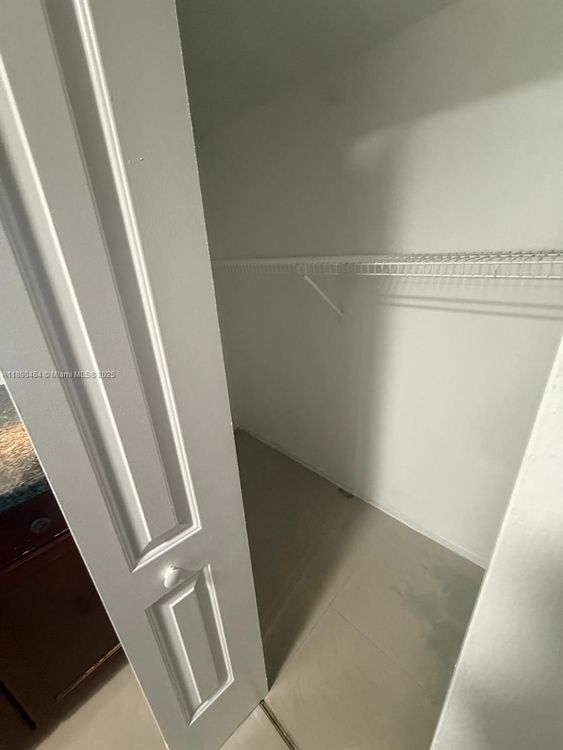 Madison Downtown #W-905 image #7