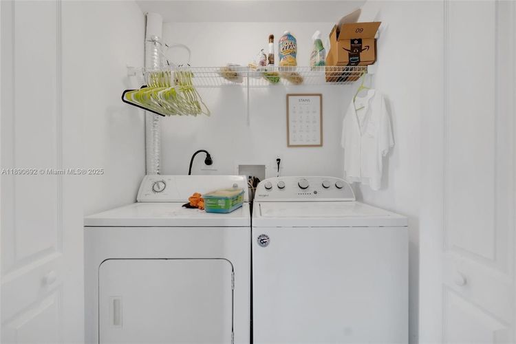 Waverly Las Olas #909 image #14