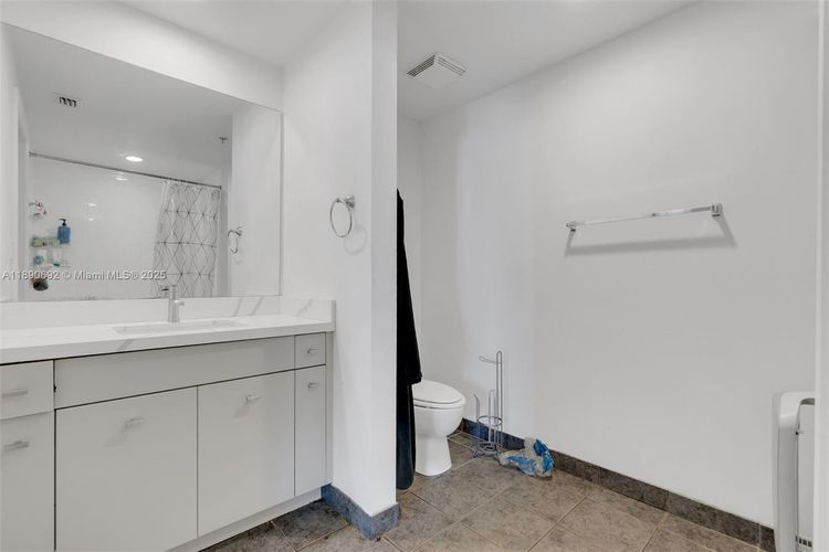 Waverly Las Olas #909 image #17