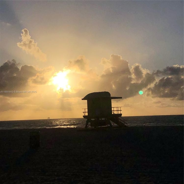 Carriage Club North #823 image #36