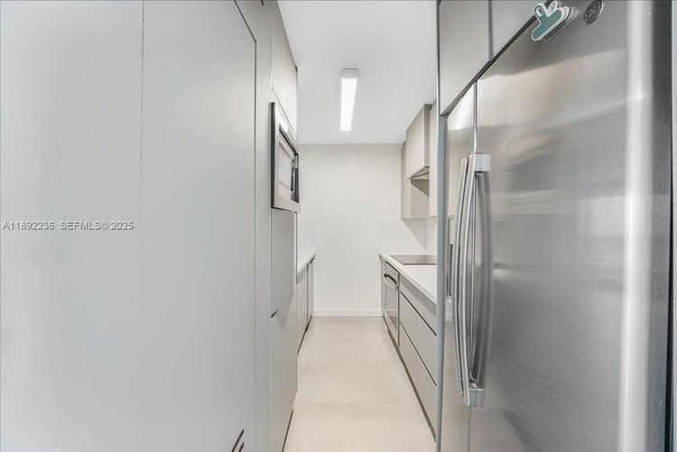 Kennedy House #12G image #12