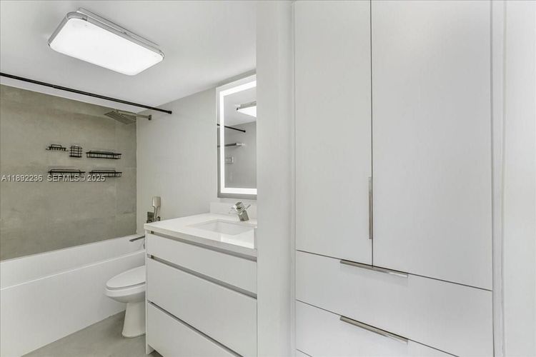 Kennedy House #12G image #17