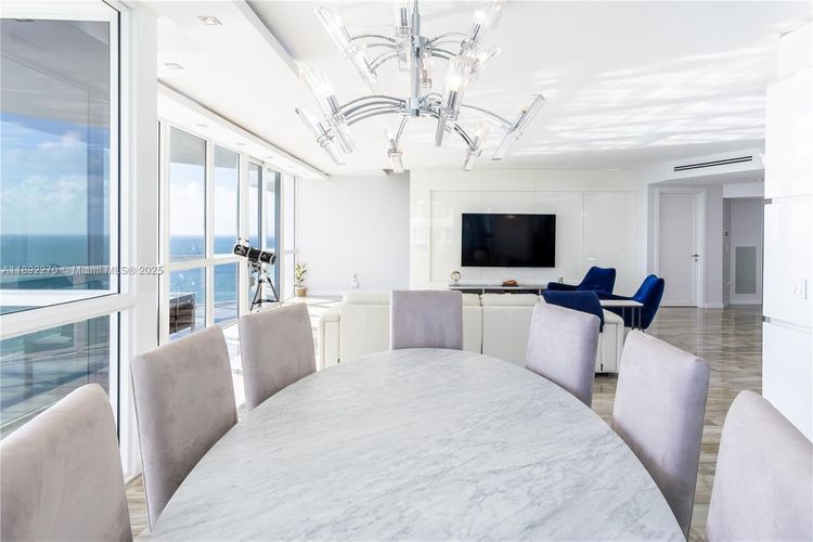 Oceania I #OS16A image #10