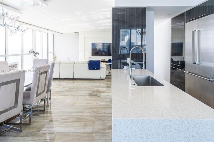 Oceania I #OS16A image #12