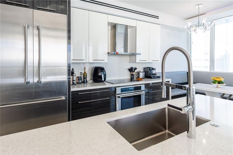 Oceania I #OS16A image #17