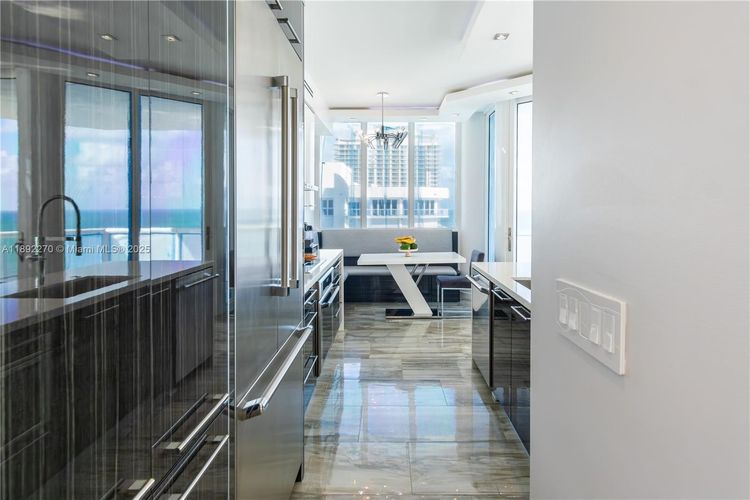 Oceania I #OS16A image #18