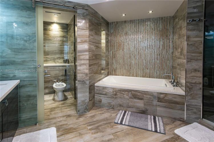 Oceania I #OS16A image #28