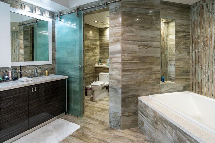 Oceania I #OS16A image #31