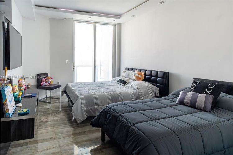 Oceania I #OS16A image #43