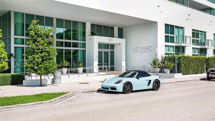 Le Parc at Brickell #810 image #13