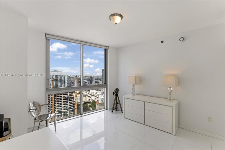 Icon Brickell I #4015 image #18
