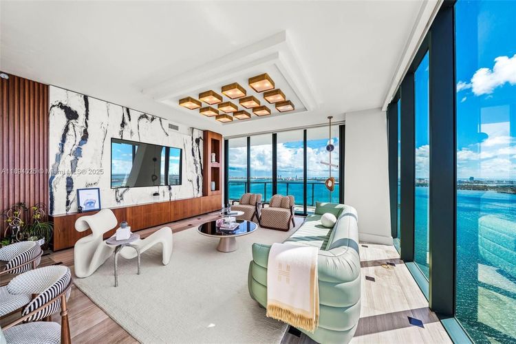 Elysee Miami #3301 image #10