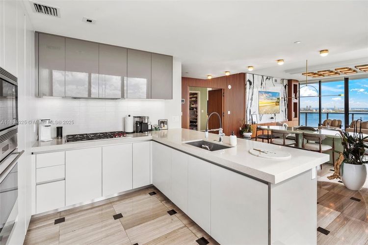 Elysee Miami #3301 image #30