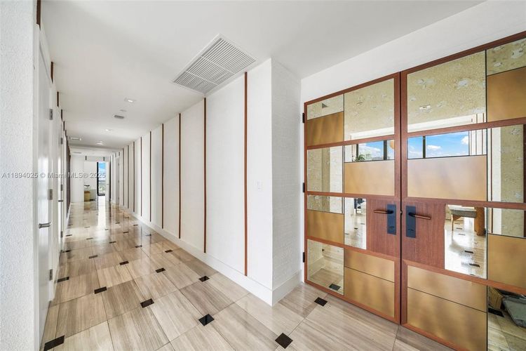 Elysee Miami #3301 image #33
