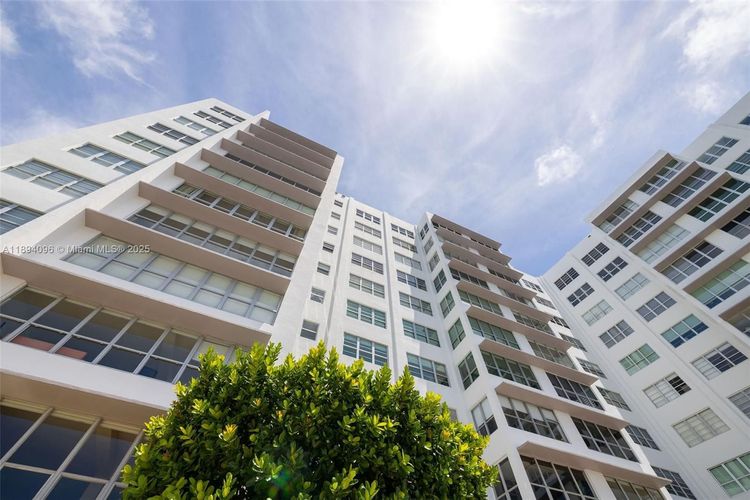 Blair House #10B image #20