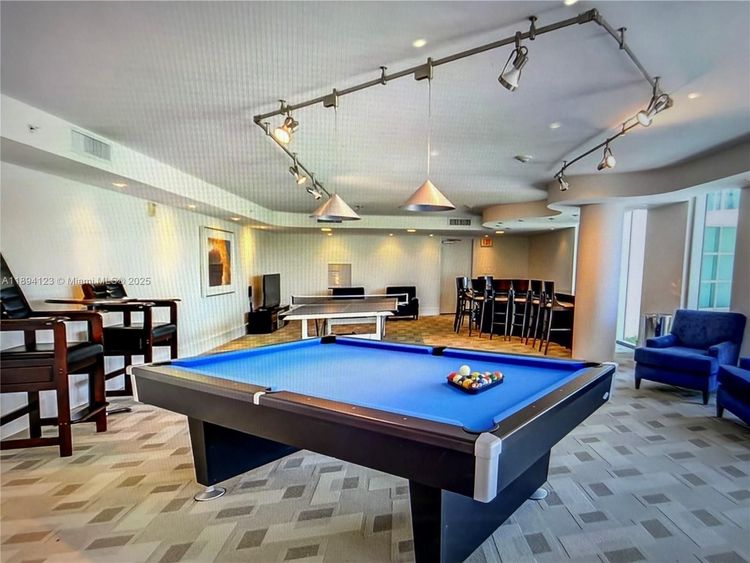 Atrium #1-1001 image #10