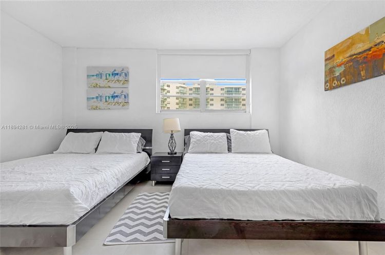 The Tides On Hollywood Beach #8C image #12