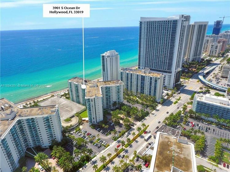 The Tides On Hollywood Beach #8C image #26