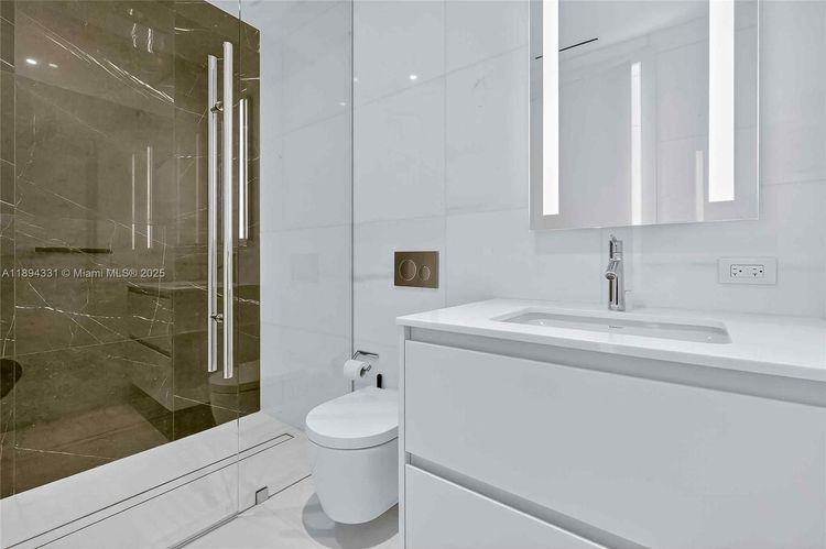 Aston Martin Residences #501 image #36