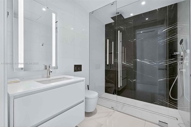 Aston Martin Residences #501 image #39