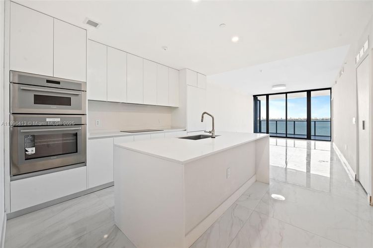 Aria Reserve South Tower #702 image #10