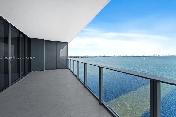Aria Reserve South Tower #702 image #27