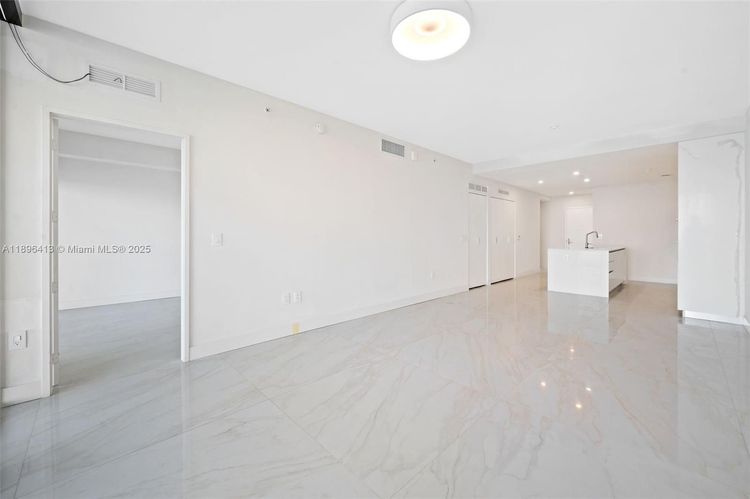 Aria Reserve South Tower #702 image #9