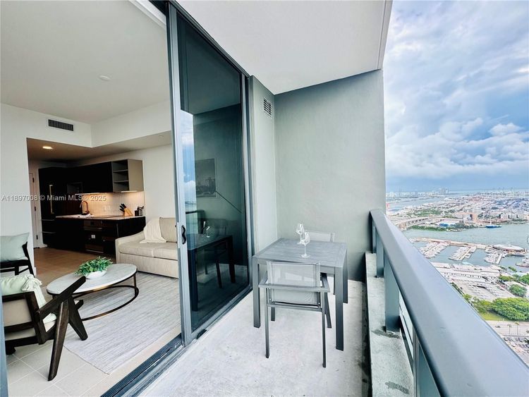 Natiivo Miami #4807 image #30