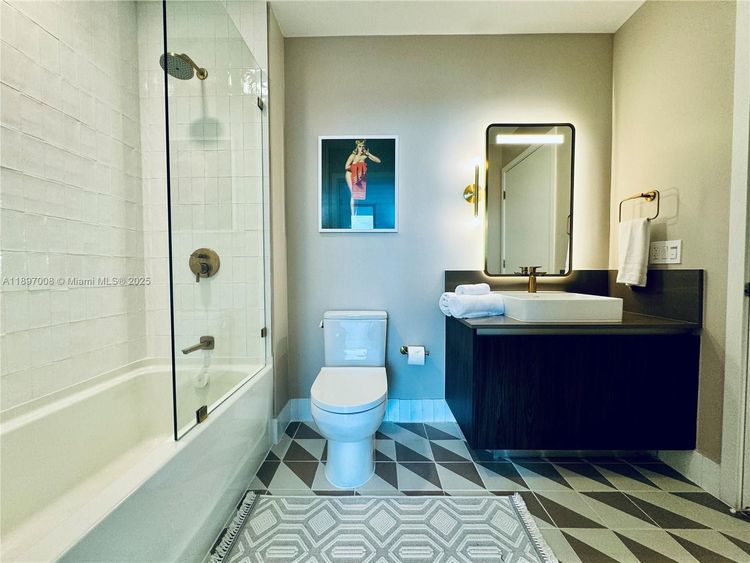 Natiivo Miami #4807 image #32